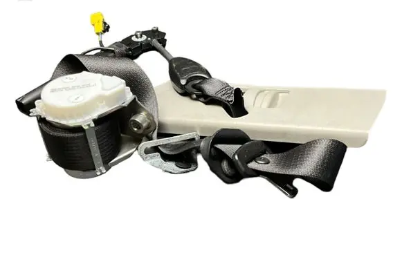 Opel Meriva B Front seatbelt F13305707 N13250509 3404072B