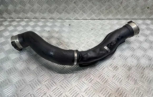 BMW 5 F10 F11 Intercooler hose/pipe 4735270 7809834
