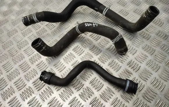 Citroen C3 Engine coolant pipe/hose 9814452980