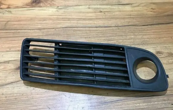 Audi A6 S6 C5 4B Front bumper lower grill AD99013