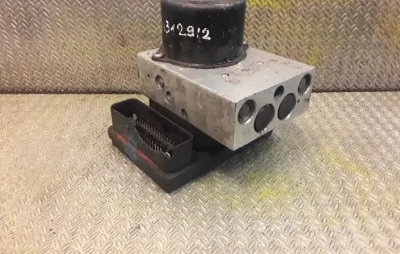 Mercedes-Benz C W203 ABS Pump 0345457732 0054312912
