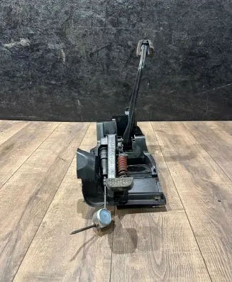 Mercedes-Benz C W203 Pedal assembly A2032903101