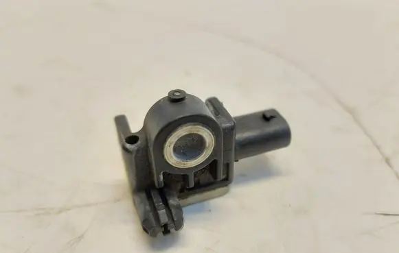Porsche Taycan 9J1 Airbag deployment crash/impact sensor 971907656JLK01