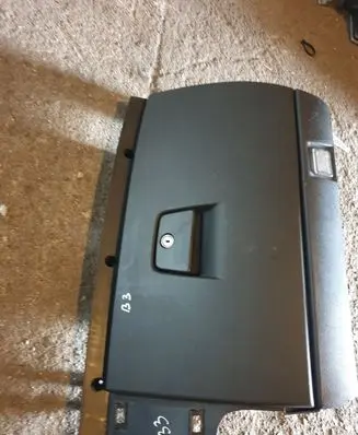 Volvo V50 Glove box set 