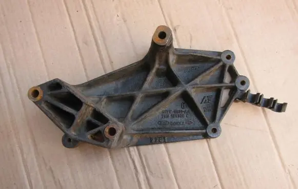 Volkswagen Sharan Engine mounting bracket 7M0199308C VWSHARAN
