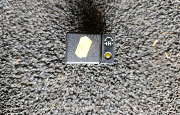 Opel Omega A Fog light switch 90214671