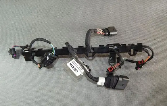 Audi A5 Fuel injector wires 06L971824H
