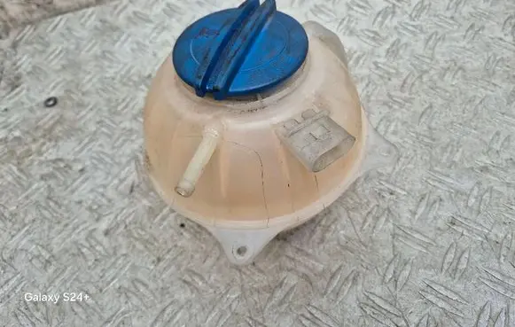 Seat Ibiza IV (6J,6P) Coolant expansion tank/reservoir 6Q0121407B