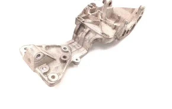 Volvo V60 Generator/alternator bracket 31316673