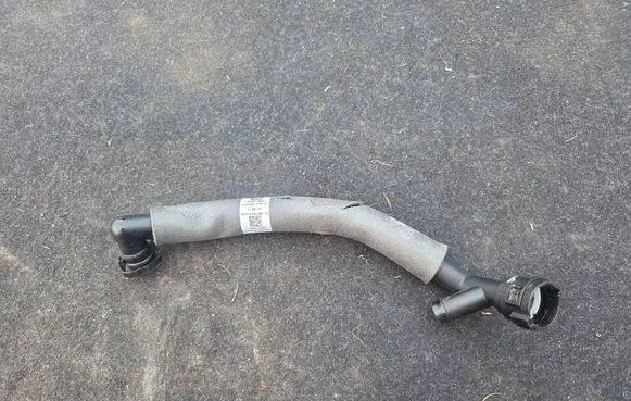BMW 4 G22 G23 G24 G26 Breather hose/pipe 8693006