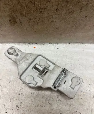 Skoda Octavia Mk2 (1Z) Tail light bulb cover holder 1Z9945257 27592102