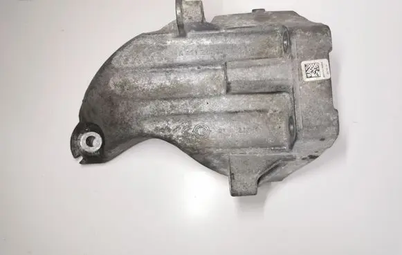 Mercedes-Benz C W204 Engine mounting bracket A6512230004