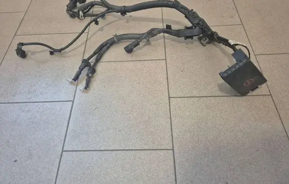 KIA Ceed Positive cable (battery) 91857J7010 91975J7110