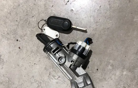 Citroen Jumper Ignition lock 01099001