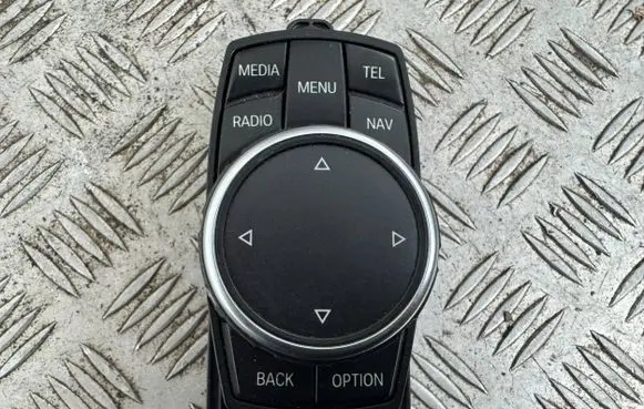 BMW 5 F10 F11 Multifunctional control switch/knob 9350723