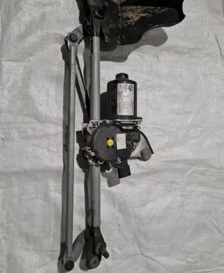 BMW 3 F30 F35 F31 Front wiper linkage and motor 7267503