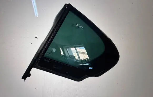 BMW 5 F10 F11 Front triangle window/glass 513573112510