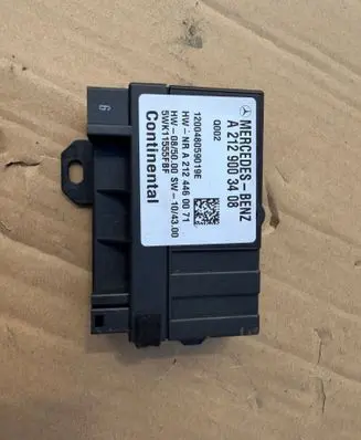 Mercedes-Benz E W212 Fuel injection pump control unit/module A2129003408 5WK11555FBF A2124460071