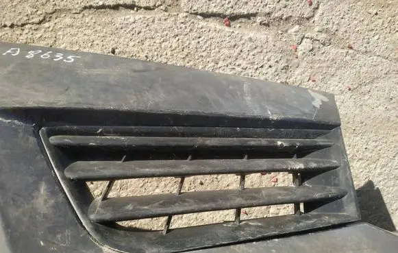 Renault Modus Front grill