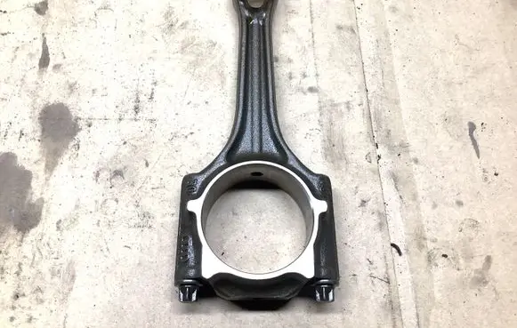 Skoda Octavia Mk2 (1Z) Connecting rod/conrod 06BH