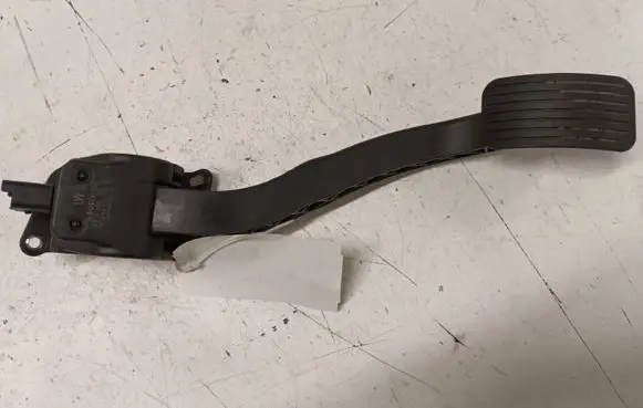 Peugeot 3008 I Accelerator throttle pedal 0280755169 9671417080 F003E2434