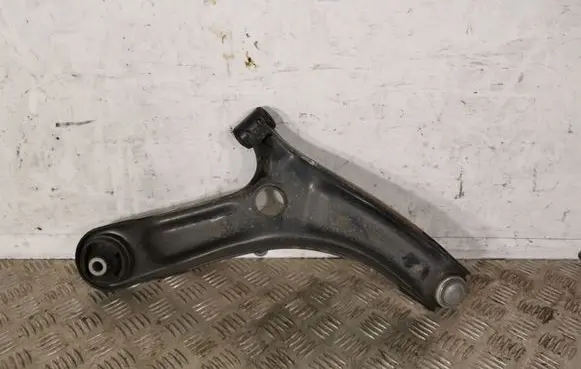 Hyundai i10 Front lower control arm/wishbone 54500B9000