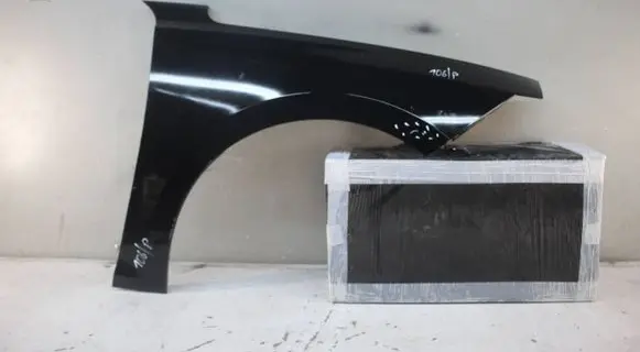 Opel Astra L Fender mounting bracket