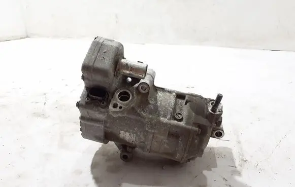 MG ZS Air conditioning (A/C) compressor (pump) 10462095