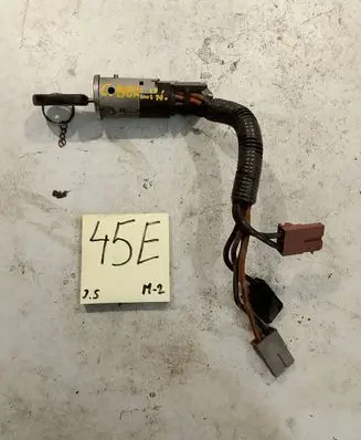 Citroen Berlingo Ignition lock 4162W4