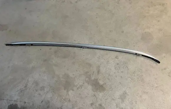 BMW X1 U11 Roof bar rail 9466061