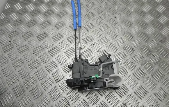 Hyundai Kona I Front door lock 81310J9000