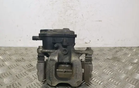 Jeep Renegade Rear brake caliper