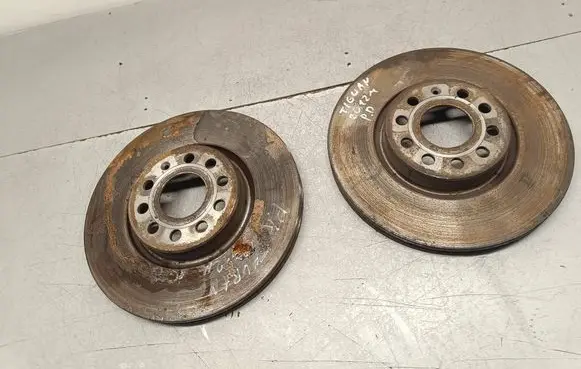 Volkswagen Tiguan Front brake disc