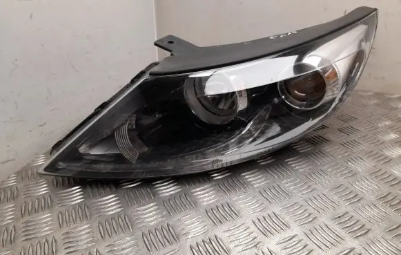 KIA Sportage Headlight/headlamp 921013WXXX