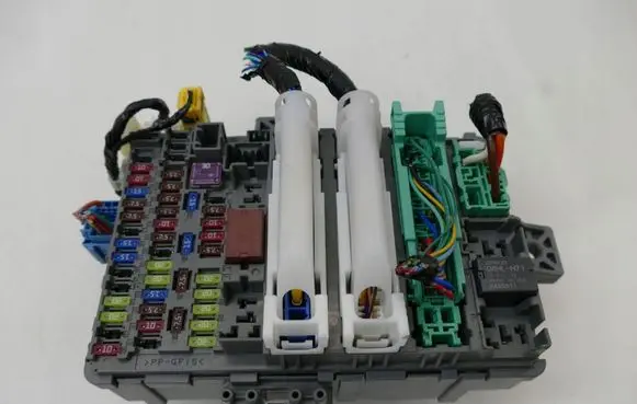 Honda Civic IX Fuse box set TV1E310
