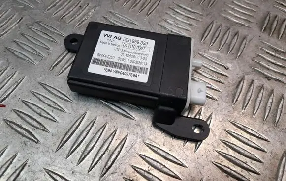 Audi A5 8T 8F Seat control module 5C6959339