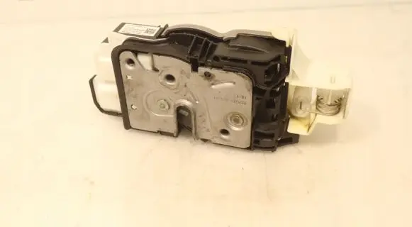 Volvo V40 Rear door lock 31398131