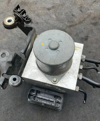 Ford Mondeo MK IV ABS Pump 7G912C405AB 54084922A 16565702