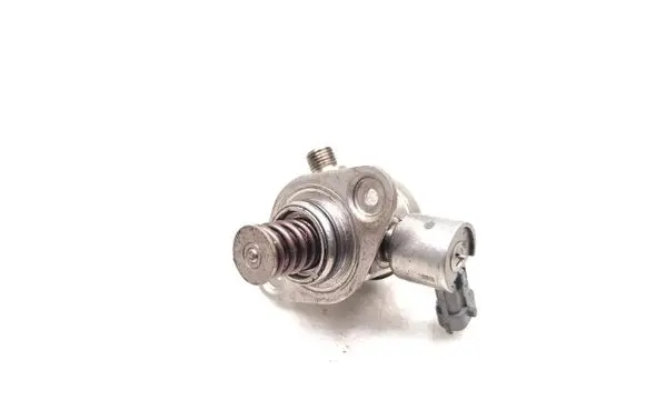 Ford Fiesta Fuel injection high pressure pump J1BG-9D376-AA 0261520671