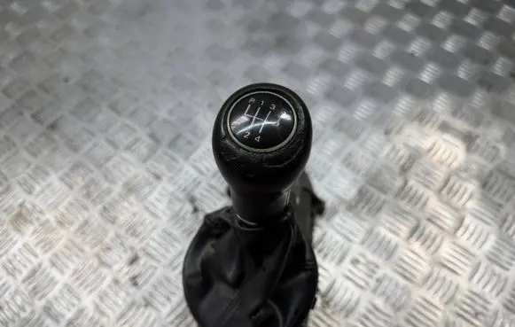Audi A2 Gear shifter/selector 8Z0711246A