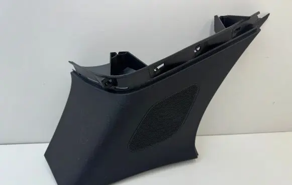 Porsche Macan (95B) (D)pillar trim (top) 95B867245