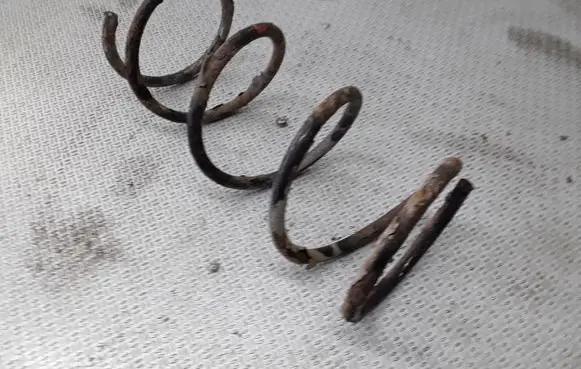 Toyota Avensis Verso Front coil spring