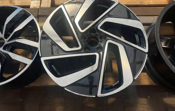 Volkswagen ID.7 R20 alloy rim 14B601025E