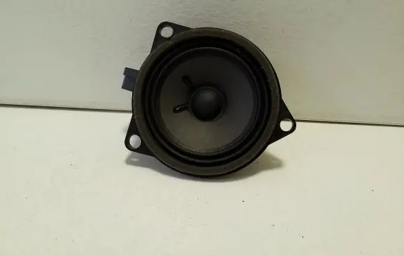 Volvo XC40 Front door speaker 31438477