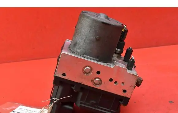 Toyota Corolla Verso E121 ABS Pump 445400F010