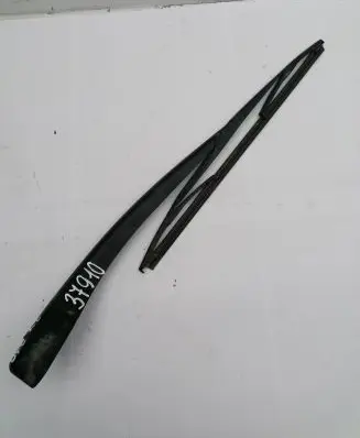 Mitsubishi Colt CZ3 Rear wiper blade arm