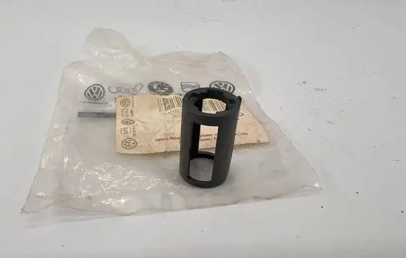 Volkswagen Caddy Front door exterior handle 7M0837284 1202200