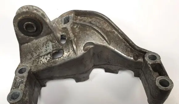 Mini One - Cooper R50 - 53 Engine mounting bracket 1514490-02