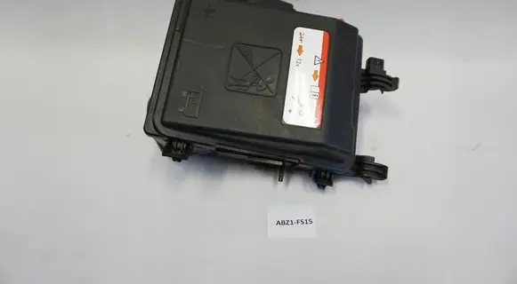 Peugeot 308 Battery box tray 
