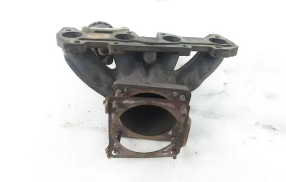 Peugeot 1007 Exhaust manifold
